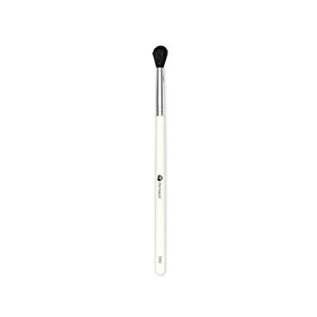 Dermacol Cosmetic Brush For Blending Eye Shadow With Natural Bristles D82 Rose Gold