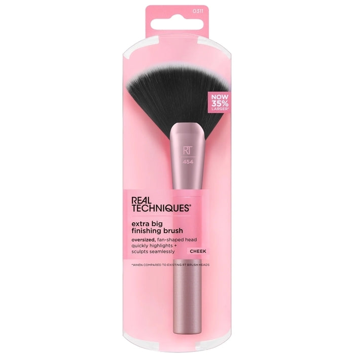 Real Techniques Cheek Extra Big Finishing Brush - Powder Highlighter Or Bronzer 1.0ks